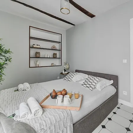 1597 - Spacious Flat In Olympic Games 2024 *